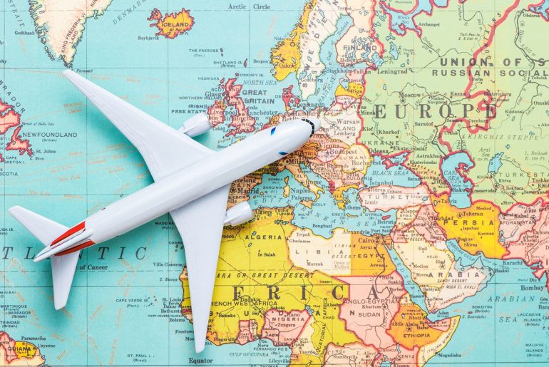 Cross Border Shipping Options : What Do Online Shoppers Expect at Checkout?