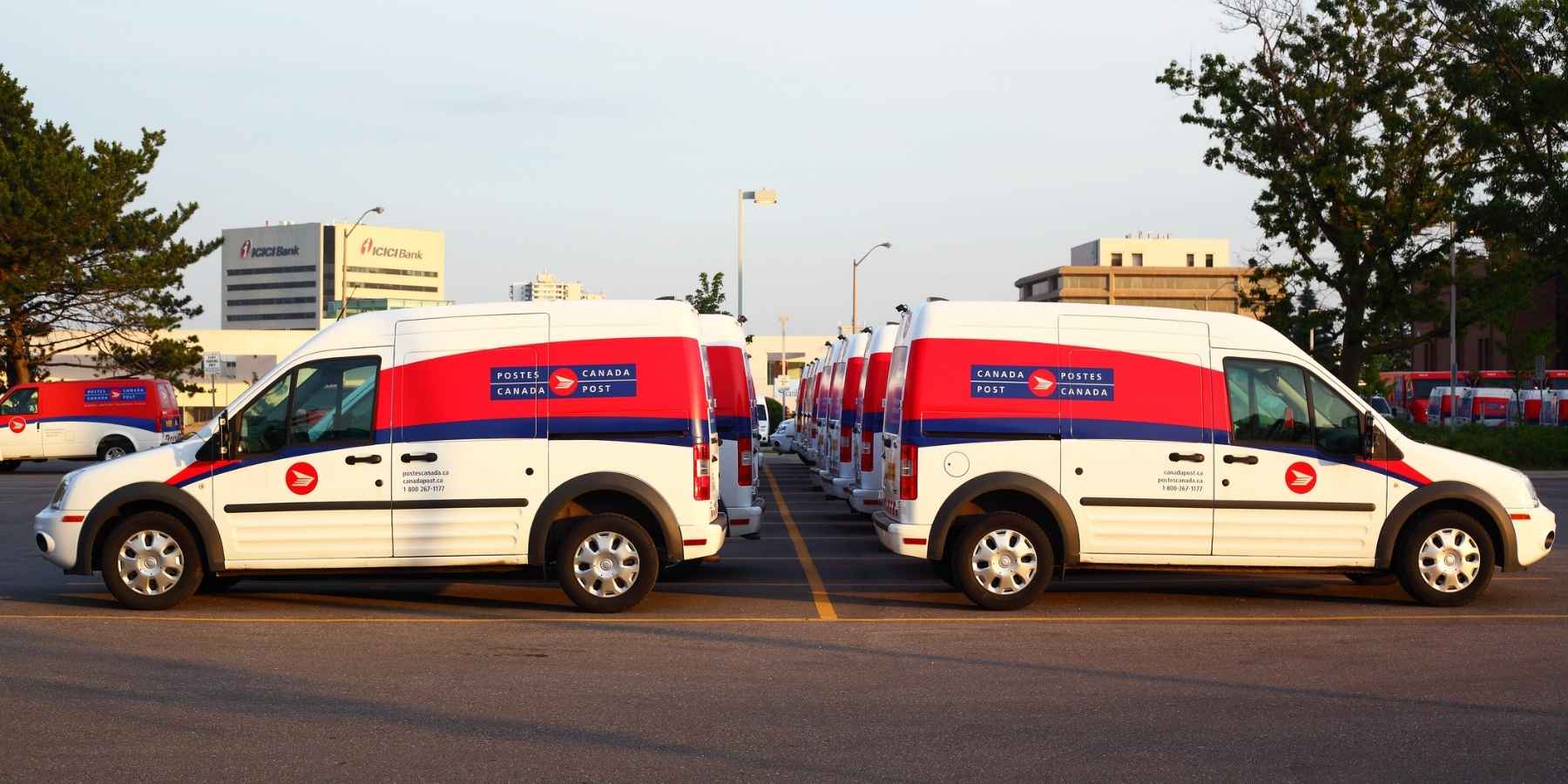 Canada Post Strike Update – What To Expect And How To Prepare Canada post trucks