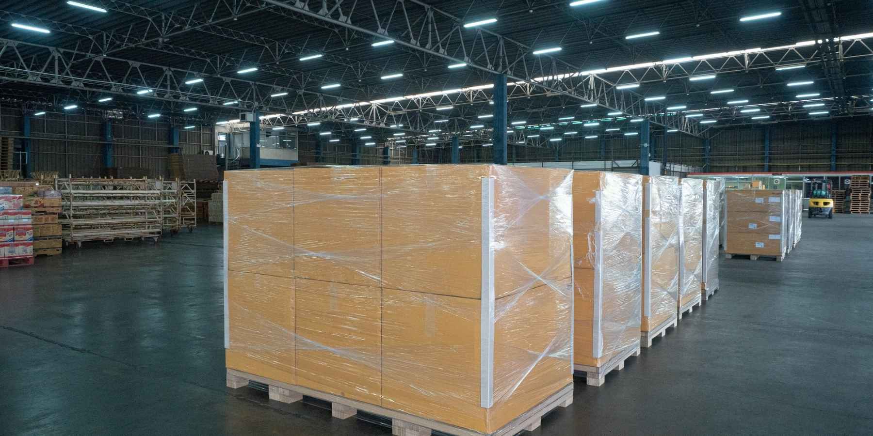 Why Shipping Experience Is Critical For Success in B2B eCommerce B2B ecommerce - warehouse